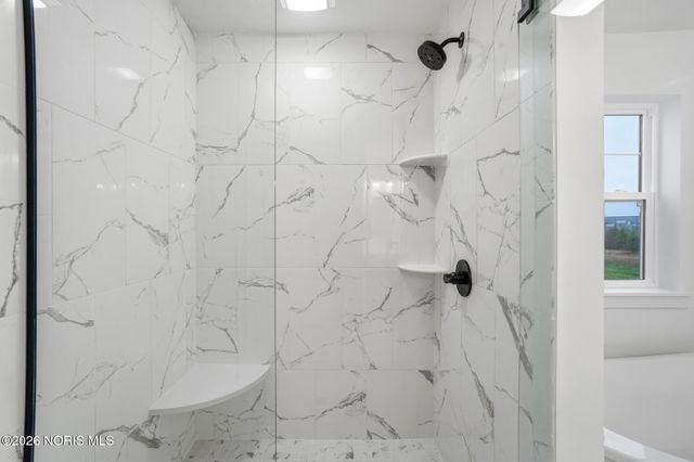 140 Barton Creek Drive, Perrysburg, OH 43551