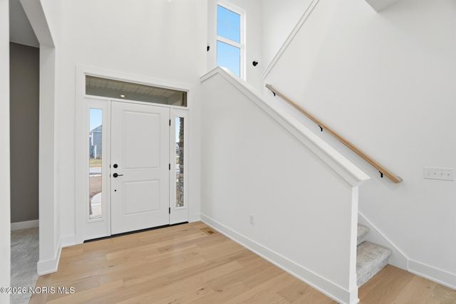 140 Barton Creek Drive, Perrysburg, OH 43551