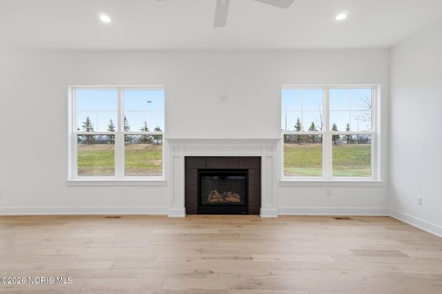 140 Barton Creek Drive, Perrysburg, OH 43551