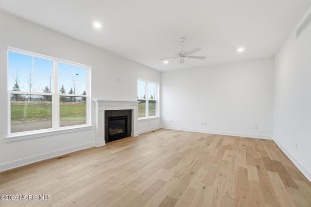 140 Barton Creek Drive, Perrysburg, OH 43551