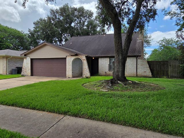13719 Larkway Drive, Sugar Land, TX 77498