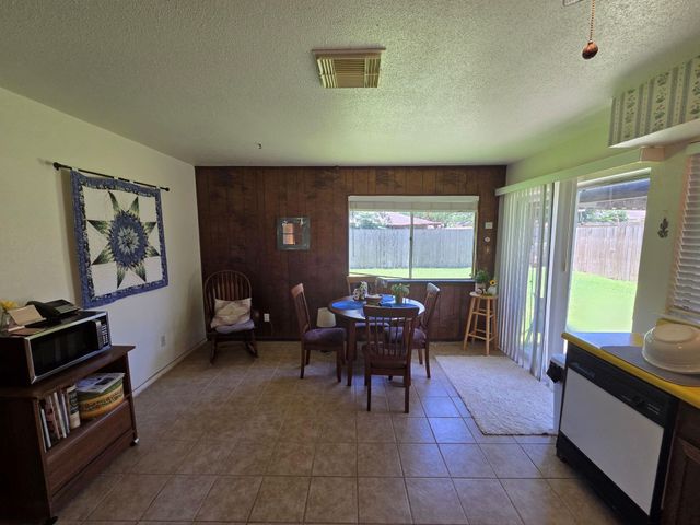 13719 Larkway Drive, Sugar Land, TX 77498
