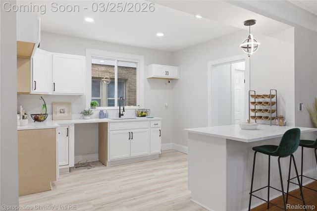 3294 Glendale Street, Detroit, MI 48238