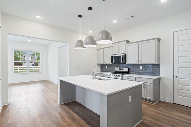 5698 GERBER DR, Arlington, TN 38002