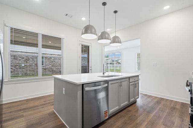 5698 GERBER DR, Arlington, TN 38002