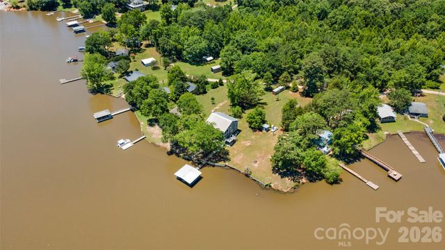 2450 Cottage Lane, Liberty Hill, SC 29074
