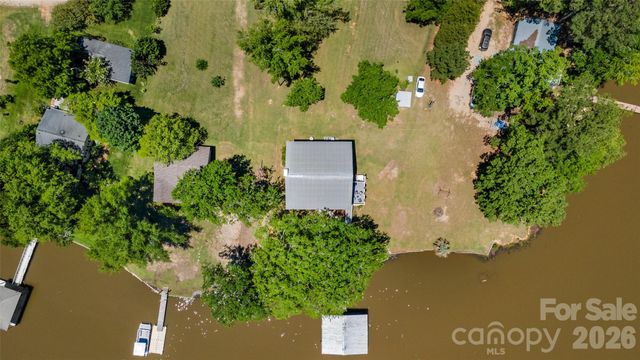2450 Cottage Lane, Liberty Hill, SC 29074