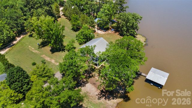 2450 Cottage Lane, Liberty Hill, SC 29074