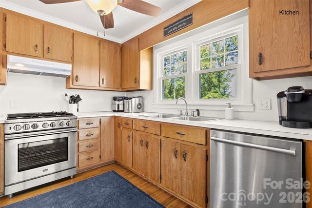 2450 Cottage Lane, Liberty Hill, SC 29074