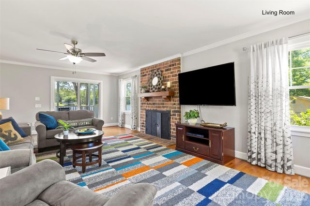 2450 Cottage Lane, Liberty Hill, SC 29074
