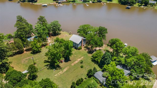2450 Cottage Lane, Liberty Hill, SC 29074