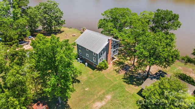 2450 Cottage Lane, Liberty Hill, SC 29074