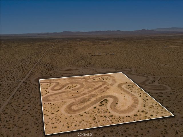 4625813 Drifting Sands Road, Adelanto, CA 92301