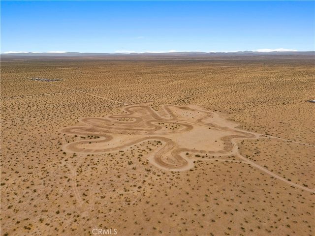 4625813 Drifting Sands Road, Adelanto, CA 92301
