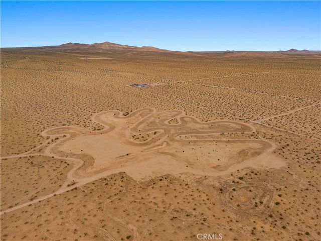 4625813 Drifting Sands Road, Adelanto, CA 92301