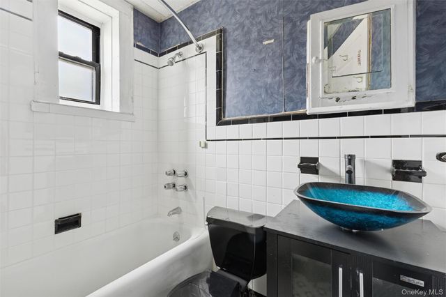 213 Burns Street, Forest Hills, NY 11375