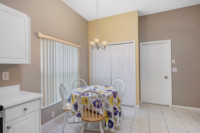 3488 63rd Square, Vero Beach, FL 32966