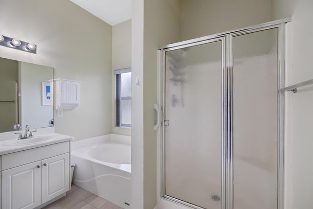 3488 63rd Square, Vero Beach, FL 32966