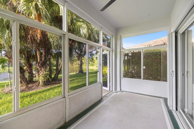 3488 63rd Square, Vero Beach, FL 32966