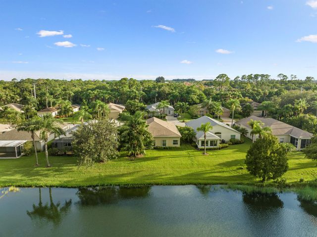 3488 63rd Square, Vero Beach, FL 32966