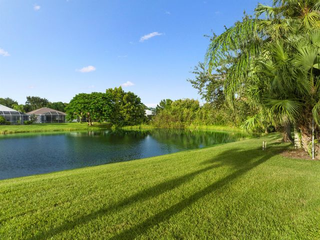 3488 63rd Square, Vero Beach, FL 32966