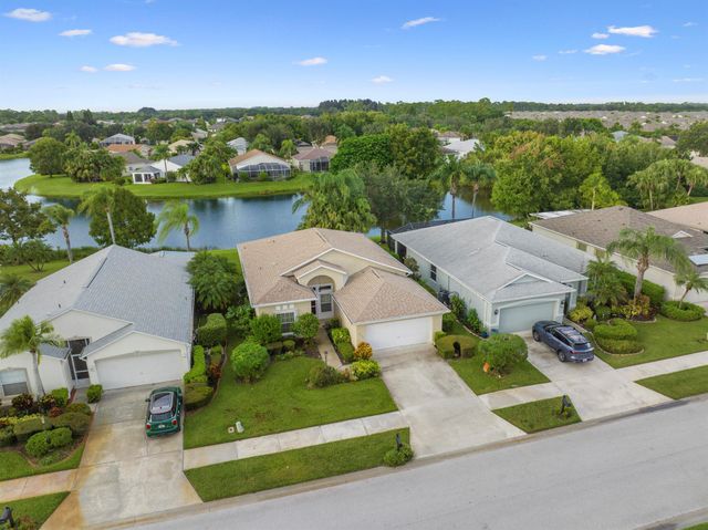 3488 63rd Square, Vero Beach, FL 32966