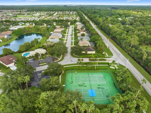 3488 63rd Square, Vero Beach, FL 32966