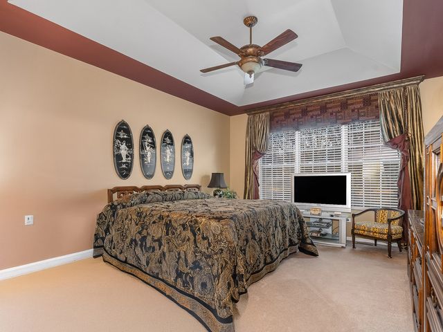 2805 Bond Circle 2805, Naperville, IL 60563