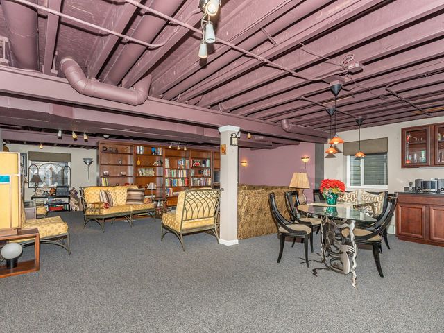 2805 Bond Circle 2805, Naperville, IL 60563