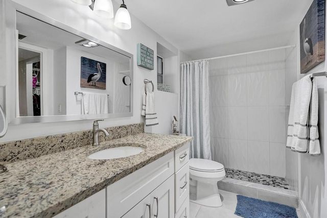 3060 Holiday Springs Boulevard 106, Margate, FL 33063