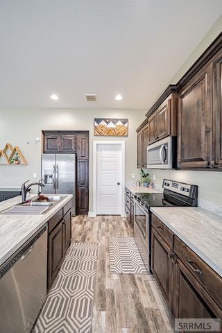 3221 Simon Street, Idaho Falls, ID 83402