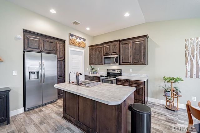 3221 Simon Street, Idaho Falls, ID 83402