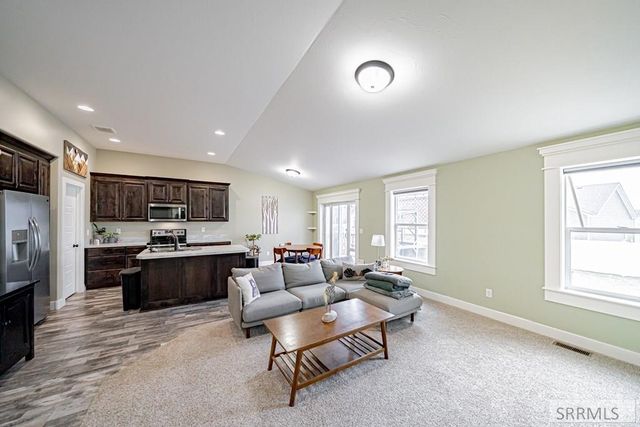 3221 Simon Street, Idaho Falls, ID 83402