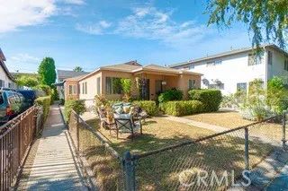 3813 College 1/2, Culver City, CA 90232