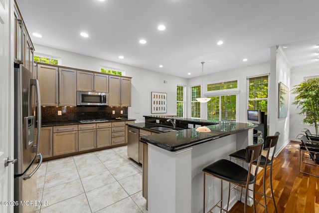 23 Quincy Court, Freehold, NJ 07728