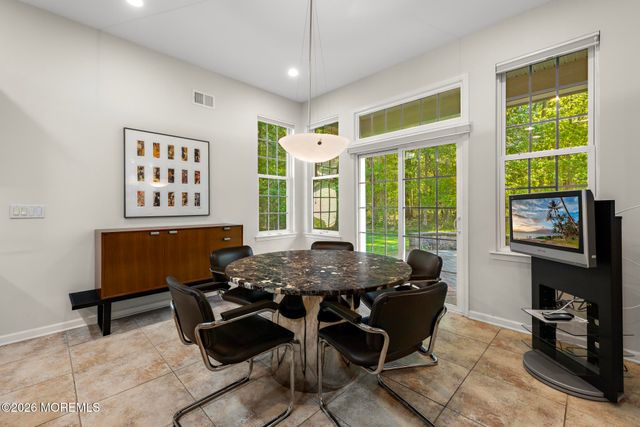 23 Quincy Court, Freehold, NJ 07728
