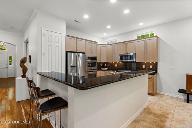 23 Quincy Court, Freehold, NJ 07728