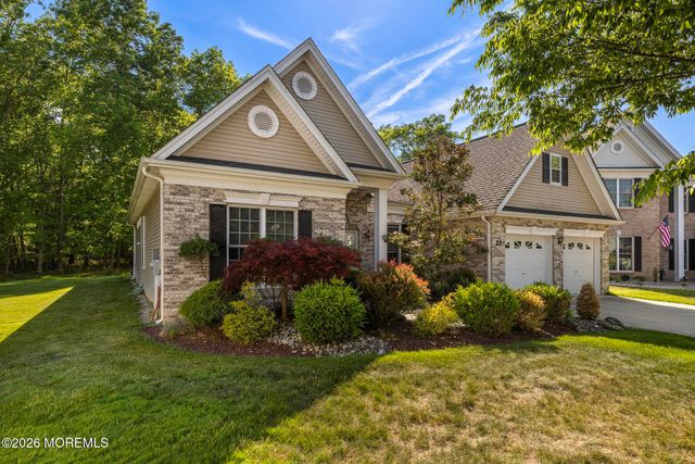 23 Quincy Court, Freehold, NJ 07728