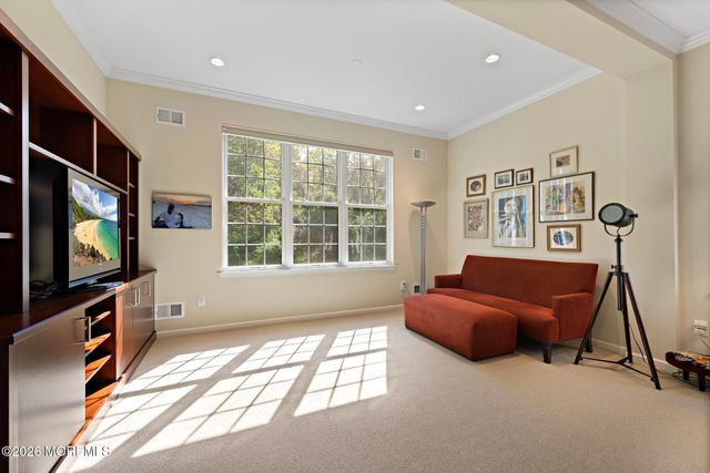 23 Quincy Court, Freehold, NJ 07728