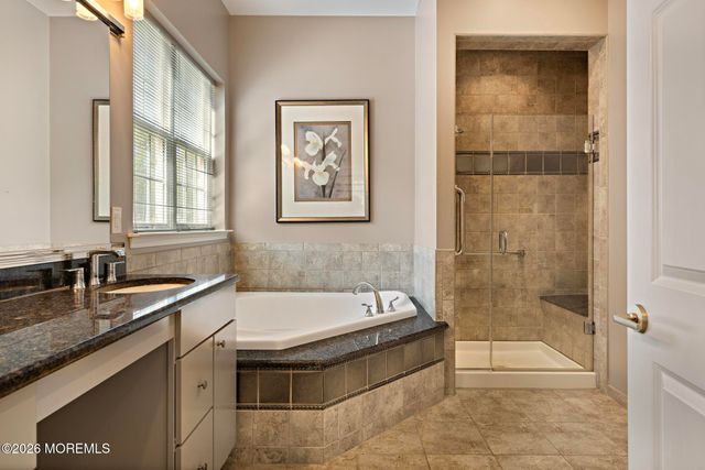 23 Quincy Court, Freehold, NJ 07728