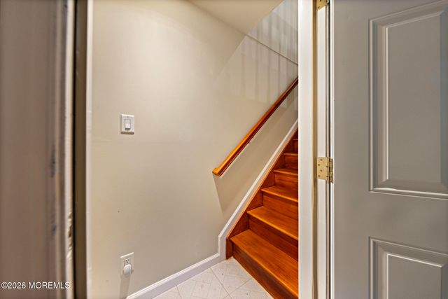 23 Quincy Court, Freehold, NJ 07728