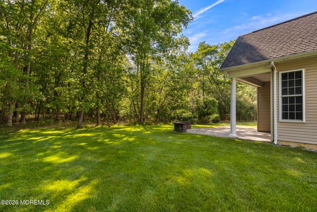 23 Quincy Court, Freehold, NJ 07728
