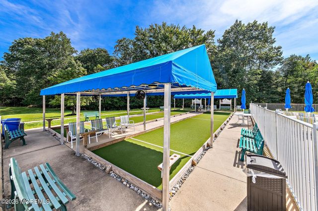 23 Quincy Court, Freehold, NJ 07728