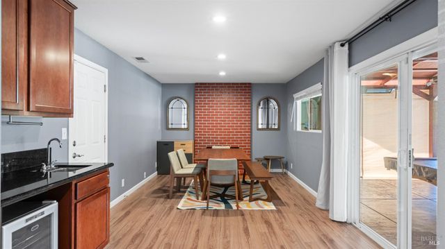 717 Capistrano Dr, Suisun City, CA 94585