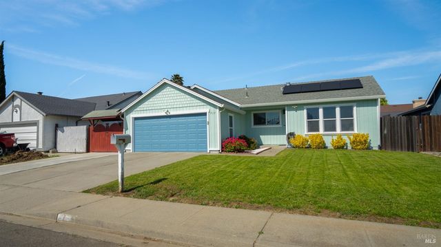 717 Capistrano Dr, Suisun City, CA 94585