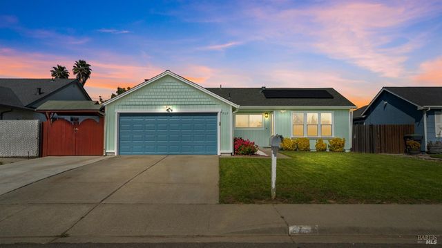 717 Capistrano Dr, Suisun City, CA 94585