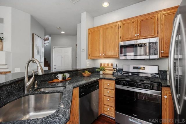 10875 Caminito Arcada, San Diego, CA 92131