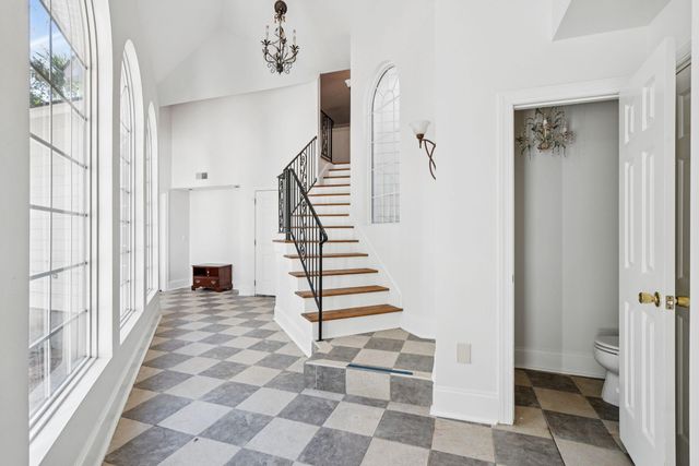 660 Ayers Drive, Charleston, SC 29412