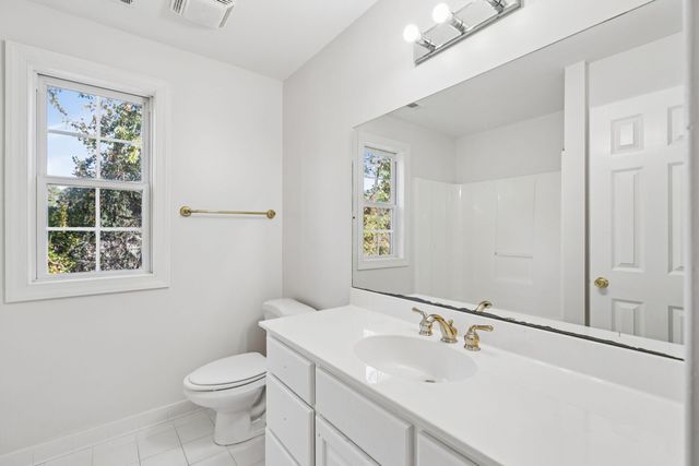 660 Ayers Drive, Charleston, SC 29412