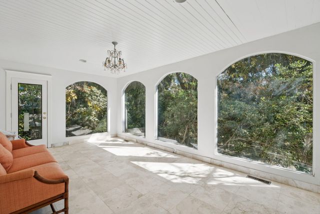 660 Ayers Drive, Charleston, SC 29412
